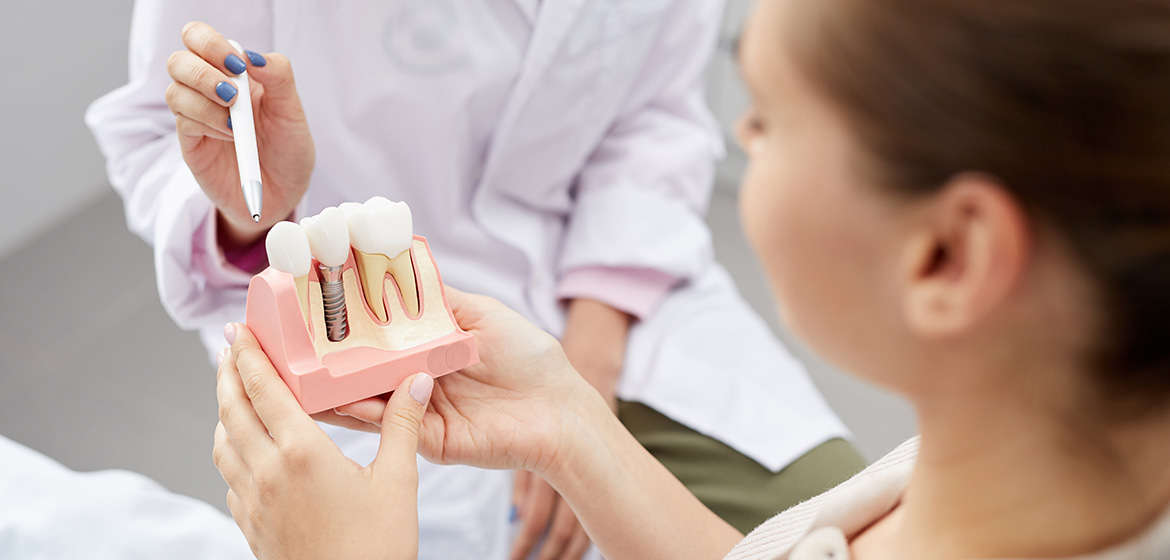 Diş Sıkması Olanlarda İmplant Tedavisi
