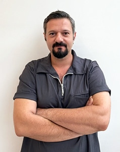 Dentist Mustafa Soner Bilgiç